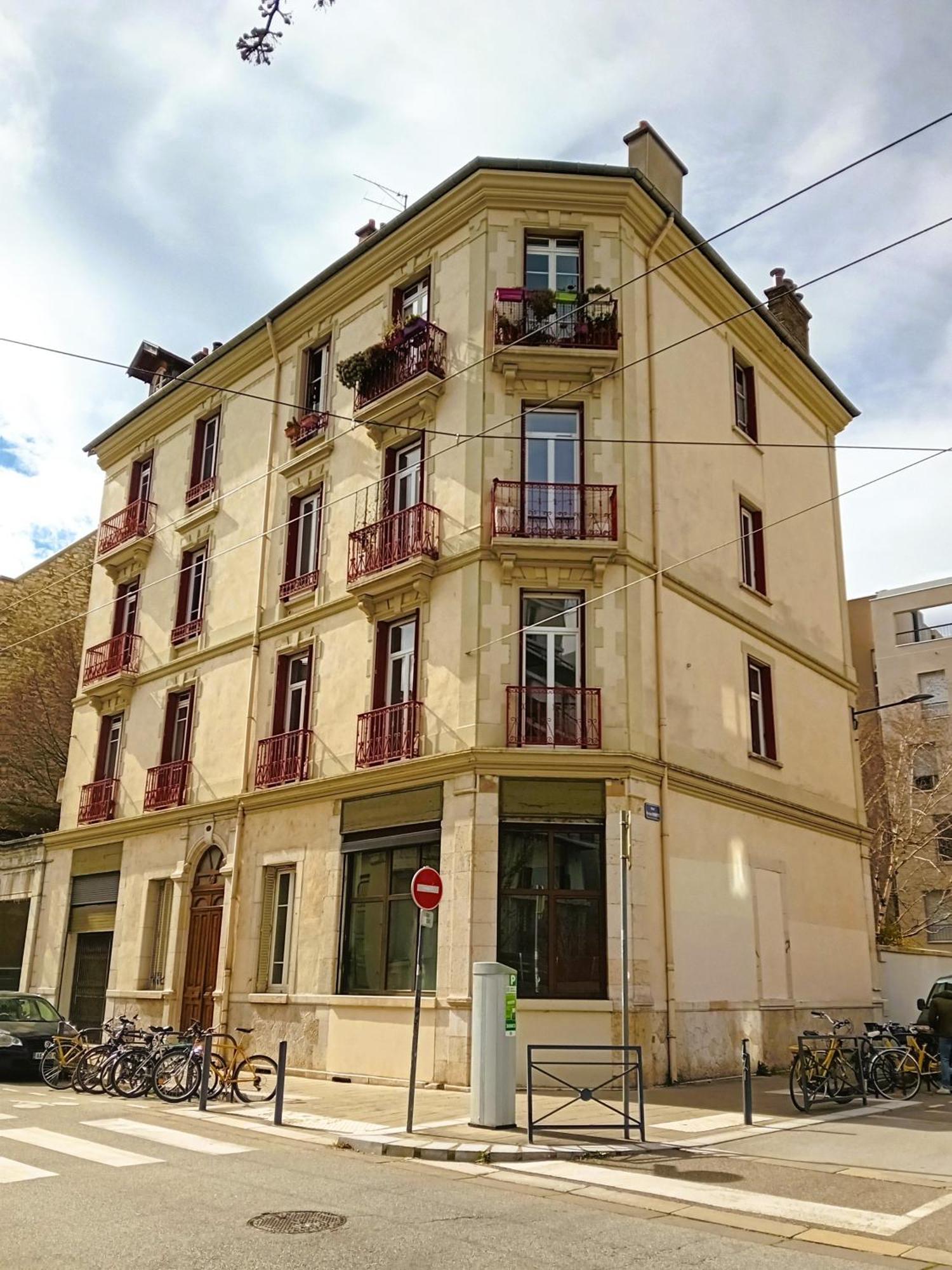 101 - Appart Renove Avec 1 Chambre Spacieuse - Tram Et Clinique Mutualiste A 1 Min Grenoble Eksteriør bilde